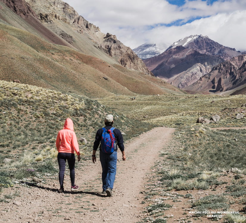 Tour Caminata a Machu Picchu por Lares 4 días